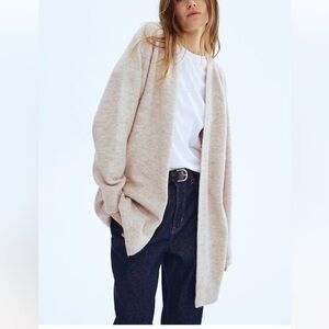 NWT H&M Women's Cardigan Light beige melange
